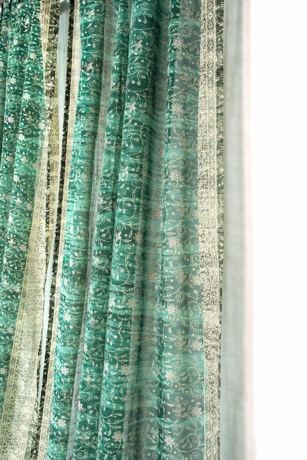 Green Pine Sari Curtain: Boho Light-Filtering Drapes with Block Print