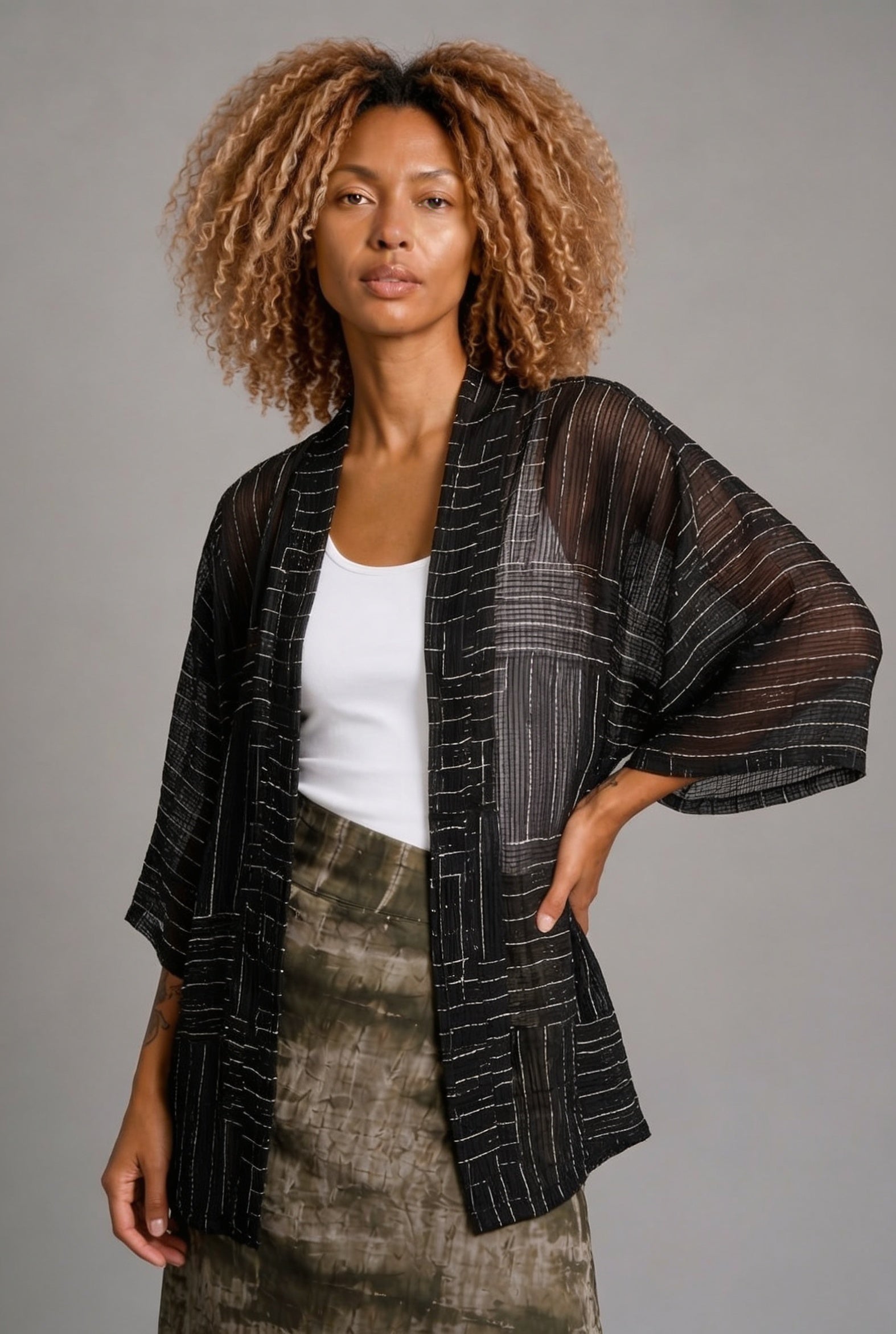 CLRS Woman - Sheer Block Print Kimono Jacket - Relaxed Mesh Layer